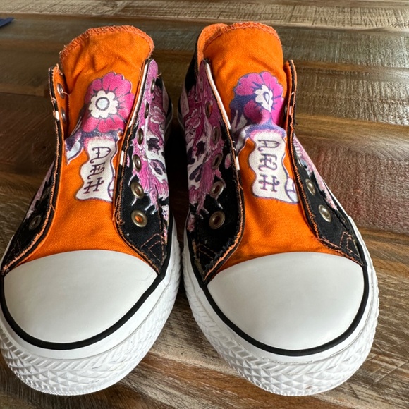 👟👟💀💀Donna Velenta skull slip on sneakers💀💀☠️ - Picture 5 of 13